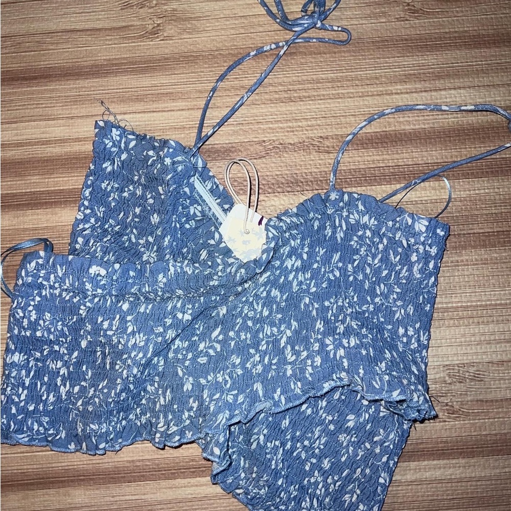 Smocked criss-cross crop top, size large, new with tags